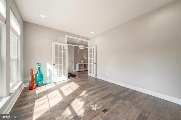 Ashburn, VA 20147,44532 STEPNEY DR