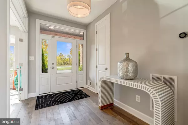 Ashburn, VA 20147,44532 STEPNEY DR