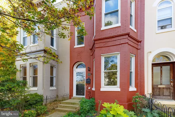 Washington, DC 20002,1393 F ST NE