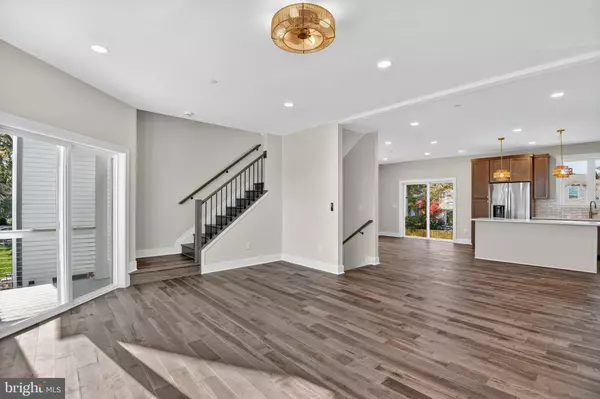 Edgewater, MD 21037,1123 SHORE DR