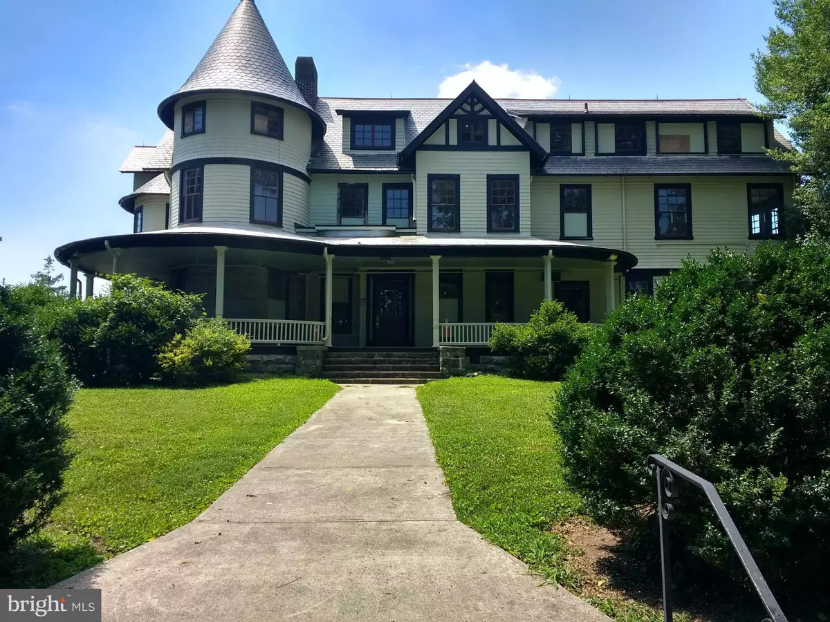 Kensington, MD 20895,10212 MONTGOMERY AVE #9