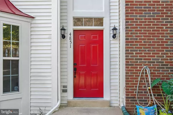 Dumfries, VA 22025,4851 EBB TIDE CT