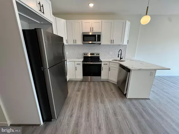 Philadelphia, PA 19104,893 BELMONT AVE #5