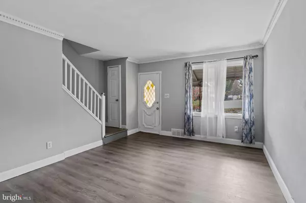 Baltimore, MD 21229,38 HILLVALE RD