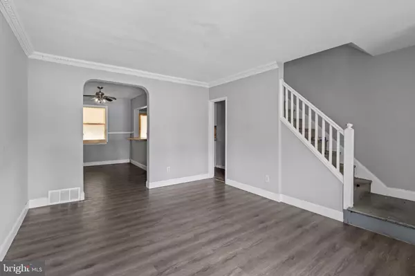 Baltimore, MD 21229,38 HILLVALE RD