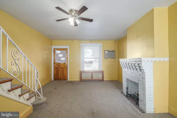 Philadelphia, PA 19135,4314 DEVEREAUX ST