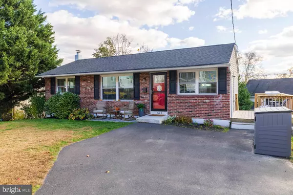 Glenside, PA 19038,629 ROBERTS AVE