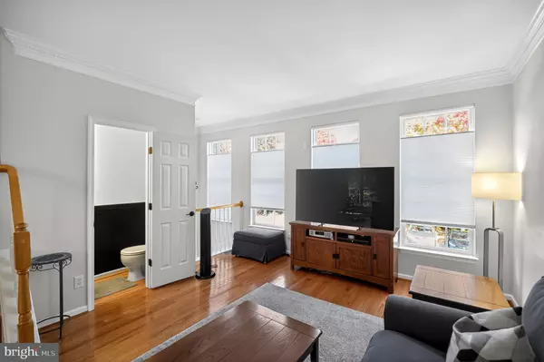 Lorton, VA 22079,8503 BERTSKY LN