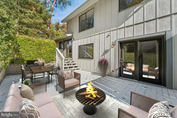 Columbia, MD 21045,8988 SIDELONG PL