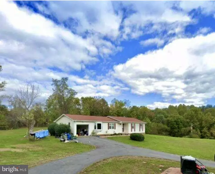 22 LESLIE DR, Stafford, VA 22556