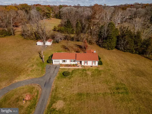 22 LESLIE DR, Stafford, VA 22556