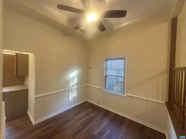 Charlottesville, VA 22901,933 HUNTWOOD LN