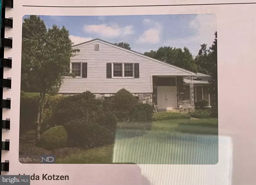 3660 SPRING RUN RD, Huntingdon Valley, PA 19006