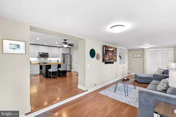 Bluemont, VA 20135,622 TIMBER LN