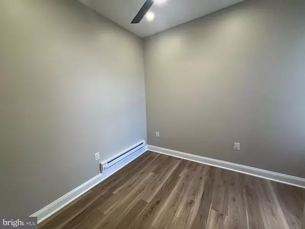 Philadelphia, PA 19140,3828 N PERCY ST #2