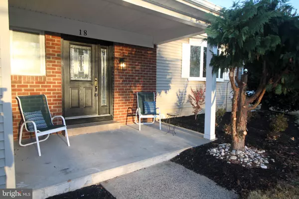 Hamilton, NJ 08619,18 WOLFPACK RD