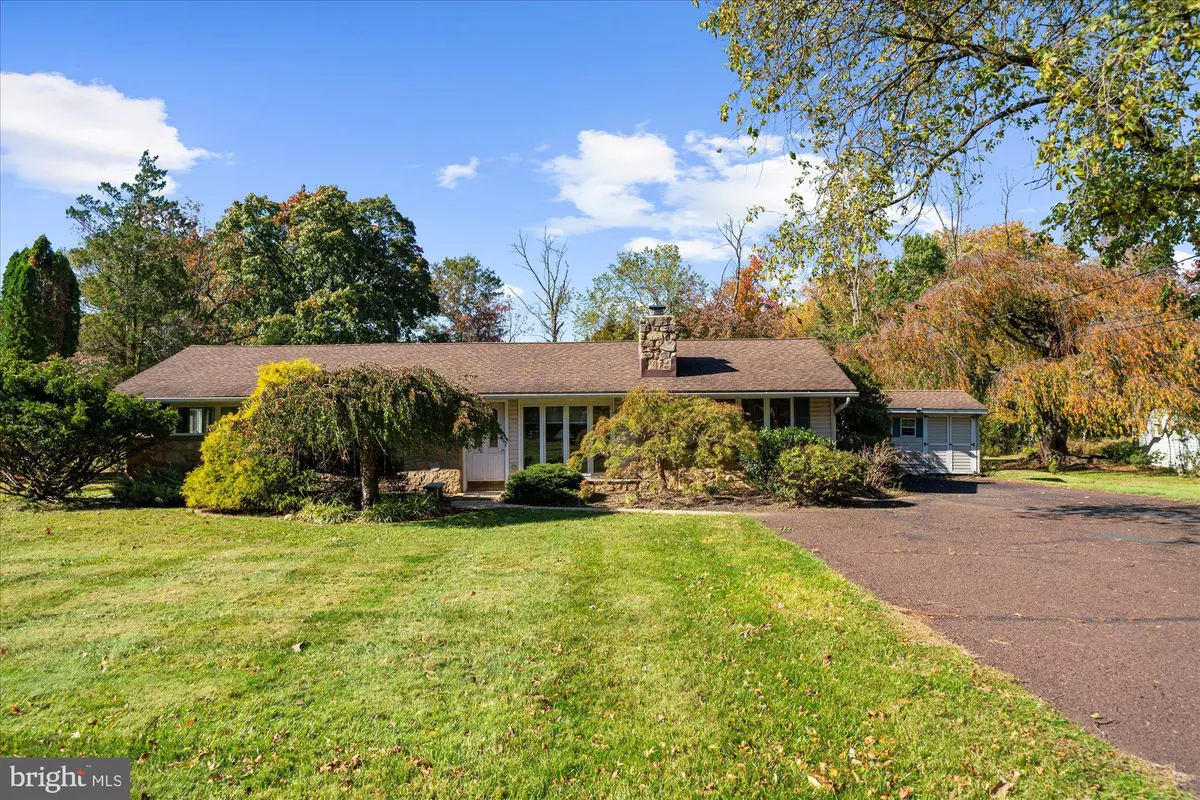 Lansdale, PA 19446,6 LANTERN LN
