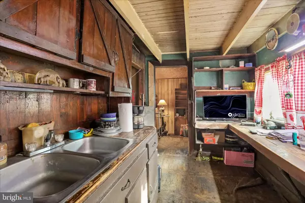 Kearneysville, WV 25430,339 LOGANS RUN DR