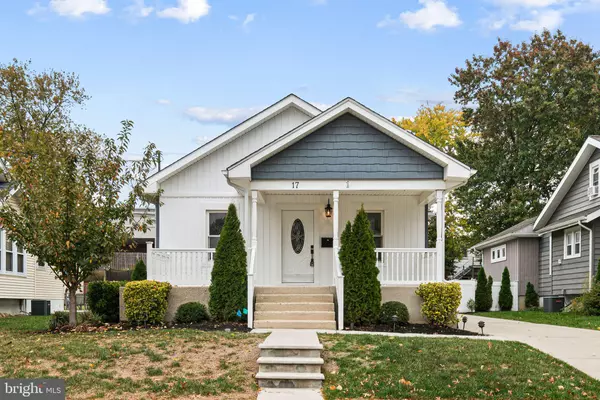Haddon Township, NJ 08108,17 LINDIS FARNE AVE