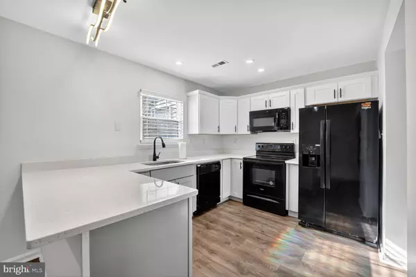 Waldorf, MD 20603,4071 BLUEBIRD DR