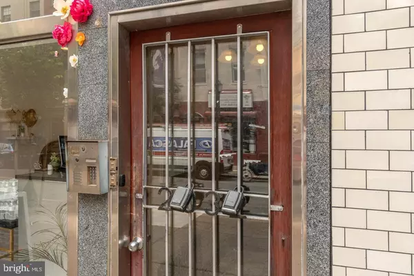 Philadelphia, PA 19103,2032 CHESTNUT ST #3R