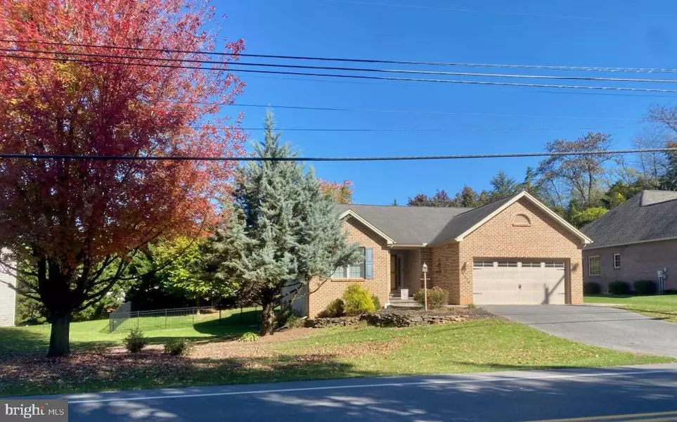 4470 SCOTLAND MAIN ST, Chambersburg, PA 17202