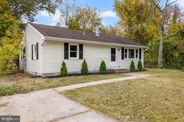 Pennsville, NJ 08070,24 GUM PL