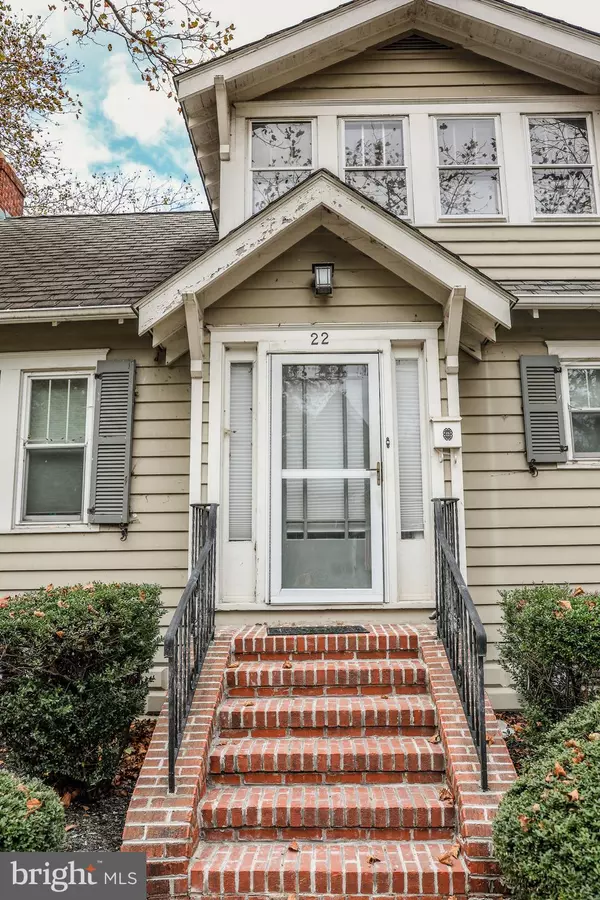 Penns Grove, NJ 08069,22 DELAWARE AVE