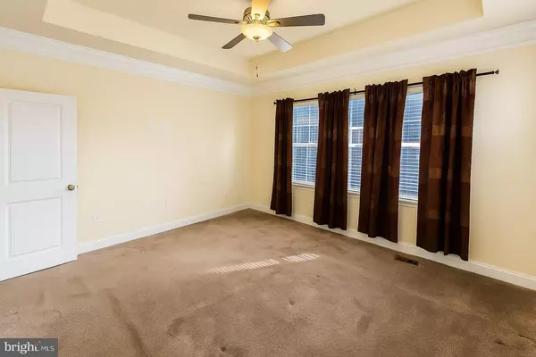 White Plains, MD 20695,5544 OLD COLONY CT