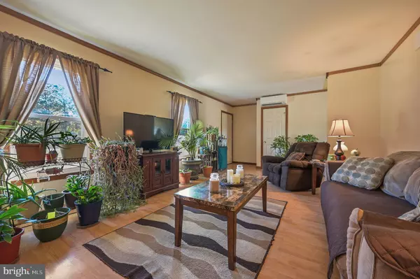 Hartly, DE 19953,2463 HALLTOWN RD