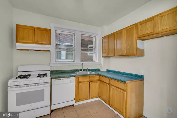 Philadelphia, PA 19124,5121 E ROOSEVELT BLVD #1