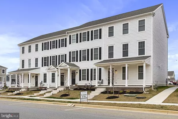 955 LOREWOOD GROVE RD, Middletown, DE 19709