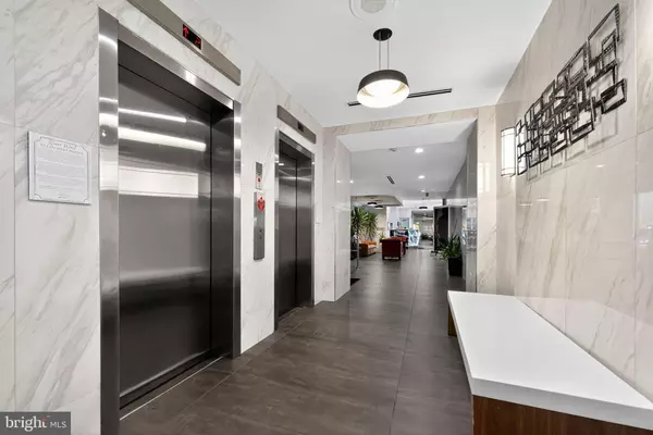 Philadelphia, PA 19103,2101-17 CHESTNUT ST #1121