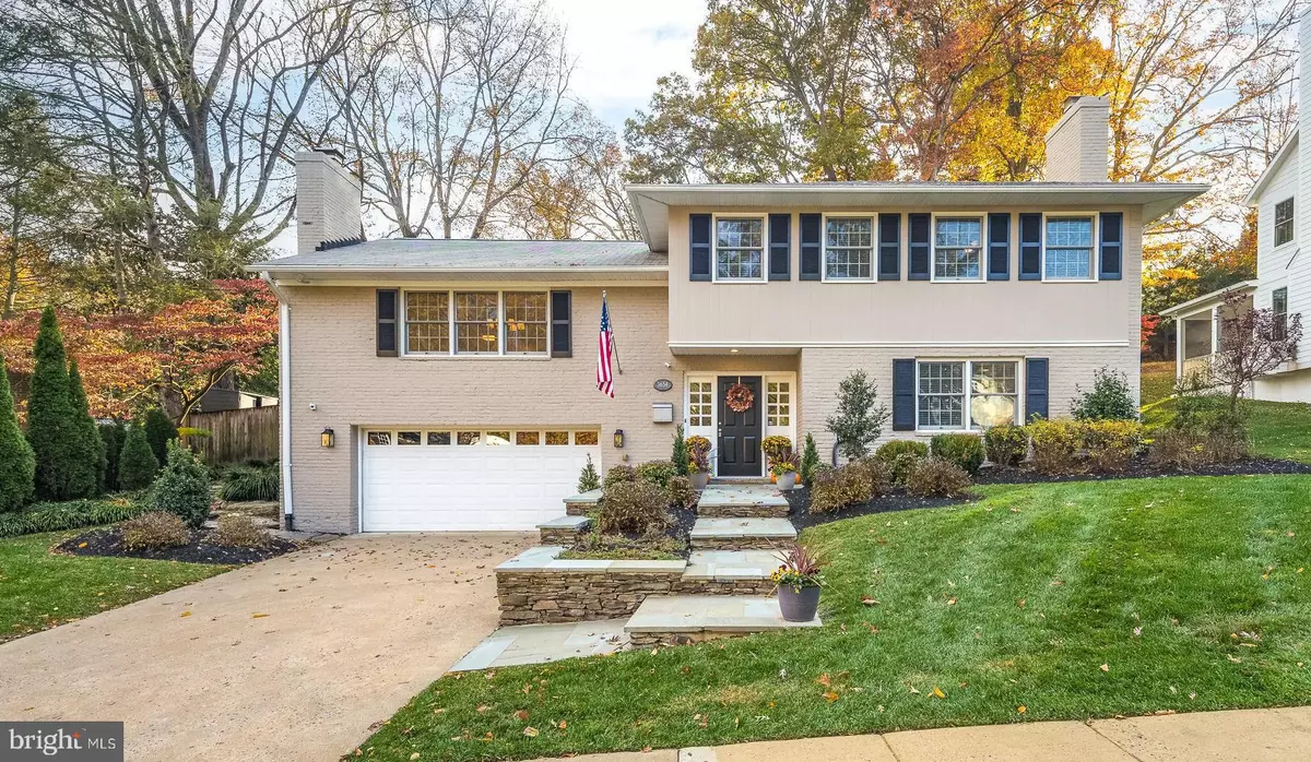 Arlington, VA 22207,3654 N OAKLAND ST