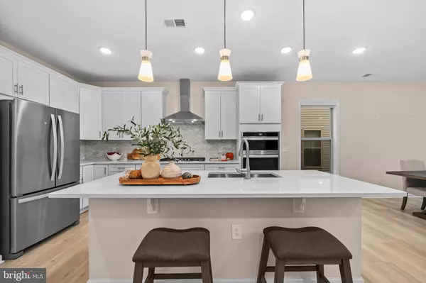 Haymarket, VA 20169,6266 ZINNIA LN