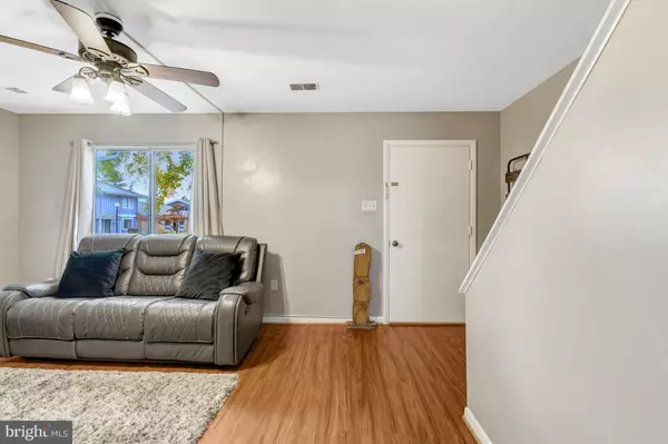 Manassas Park, VA 20111,8667 MADERA CT