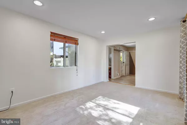 Springfield, VA 22151,5609 ROLLING RD