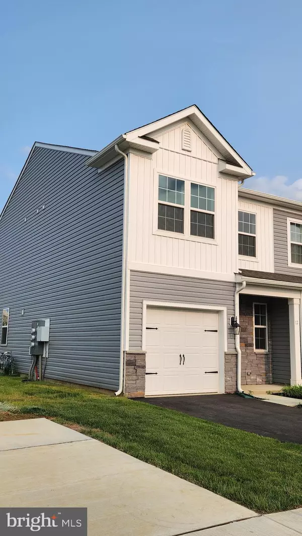 Westampton, NJ 08060,12 NELSON'S WAY