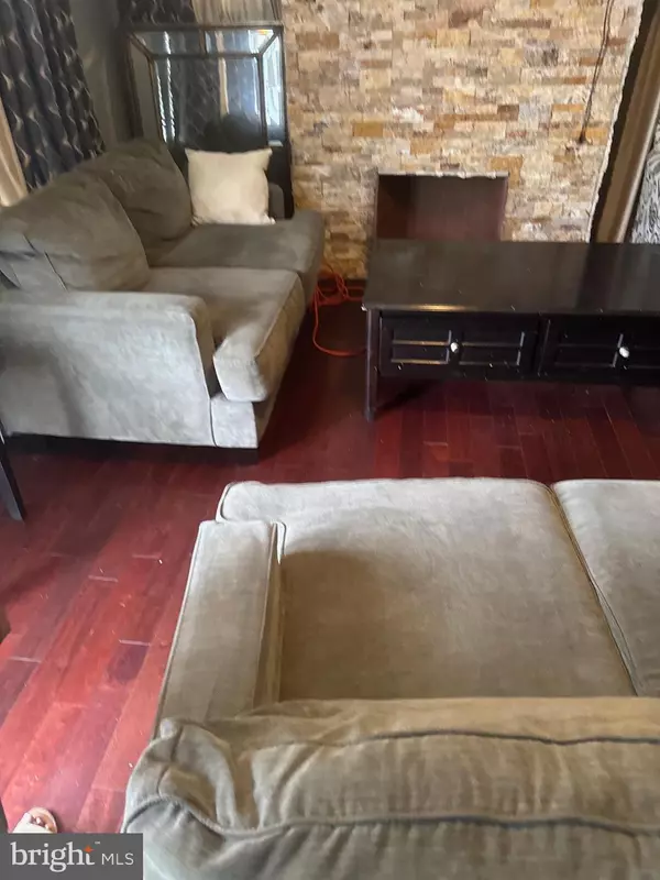 Trenton, NJ 08610,113 ELIZABETH AVE