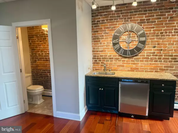 Doylestown, PA 18901,250 WOOD ST #1ST FLOOR