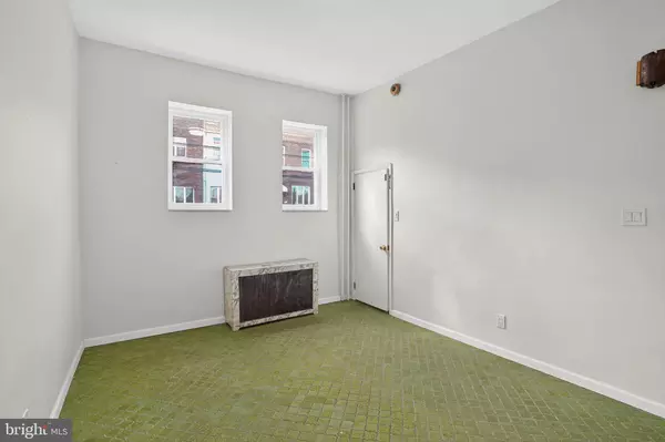 Philadelphia, PA 19145,2252 S HICKS ST #1