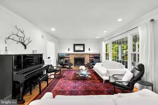 Hyattsville, MD 20782,4111 CLAGETT RD