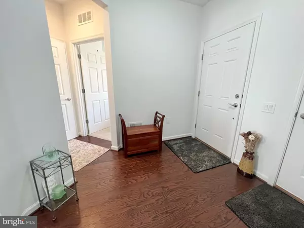 Fredericksburg, VA 22406,270 LONG POINT DR