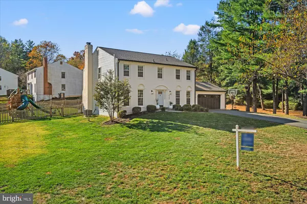 Great Falls, VA 22066,934 HARRIMAN ST
