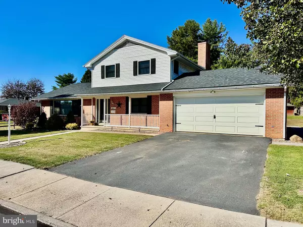 Lebanon, PA 17042,977 YORK ST