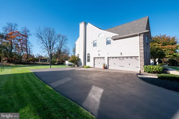 Bethlehem, PA 18015,2015 MAJESTIC OVERLOOK DR