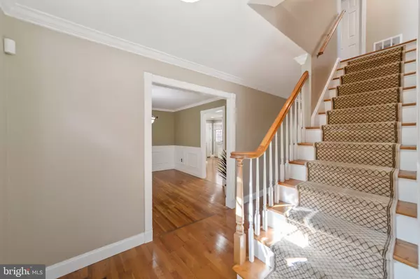 Lawrence Township, NJ 08648,102 FIELDBORO DR