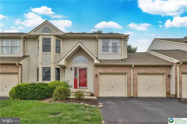 204 RIDINGS CIR, Macungie, PA 18062
