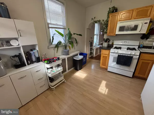 Philadelphia, PA 19127,155 EAST ST