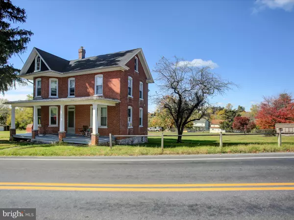 7960 MENTZER GAP RD, Waynesboro, PA 17268